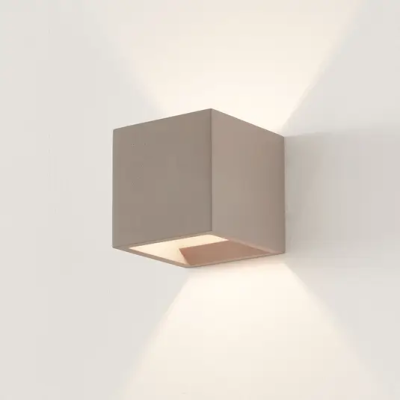 Lindby Jayden square wall lamp