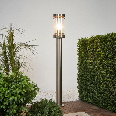 The track light Djori is made of stainless steel