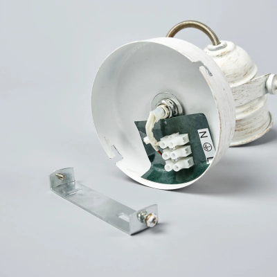 Baltas LED prožektorius Leonor su GU10 lempa