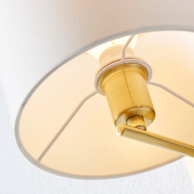 Žalvario spalvos Florens sieninis šviestuvas su LED skaitymo lempute