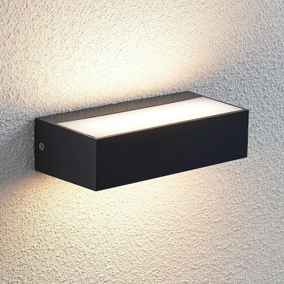 LED ulkoseinävalaisin Nienke, IP65, 17 cm